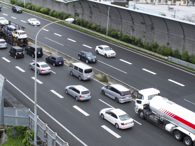 NEXCO西日本管内の年末年始期間における高速道路の渋滞予測について